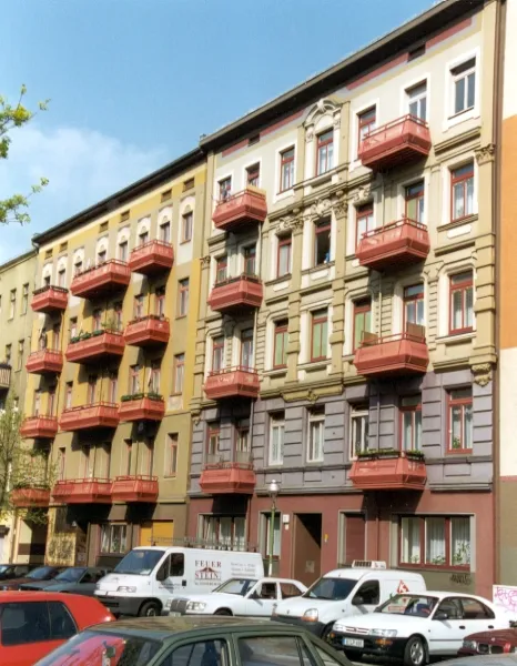 Wedding - Brunnenviertel - Renovierung erforderlich nur mit WBS 140 bes. Wohnbedarf — photo 1